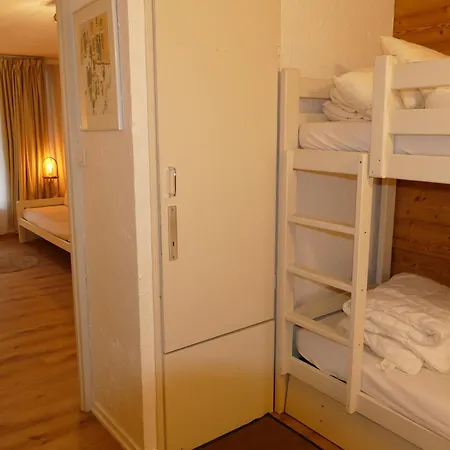 Ideal Pour 4, Au Pied Des Pistes Avec Grande Terrasse - Fr-1-546-54 Les Deux Alpes