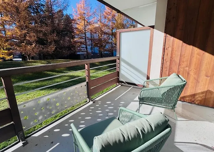 Ideal Pour 4, Au Pied Des Pistes Avec Grande Terrasse - Fr-1-546-54 *